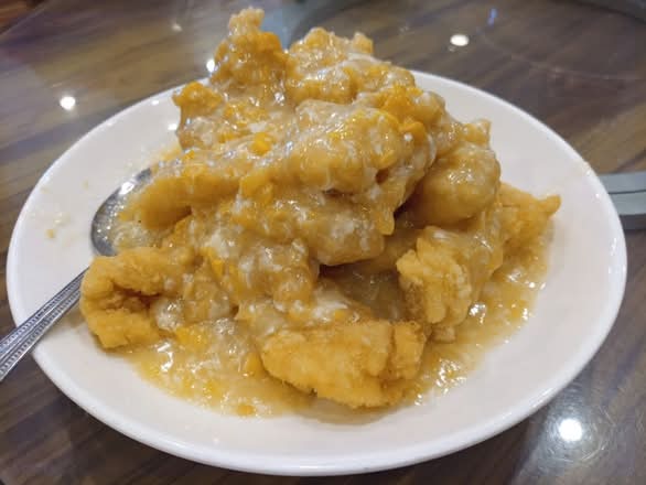 Fillet In Corn Sauce 粟米斑塊